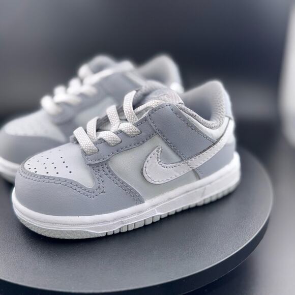 Nike Dunk Low Two-Toned Grey (TD) size5